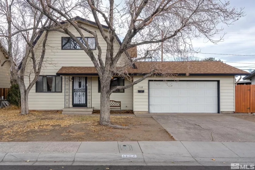 1160 Monitor Dr, Reno, Nevada 89512, 4 Bedrooms Bedrooms, ,2 BathroomsBathrooms,Residential,For Sale,Monitor Dr,240014672