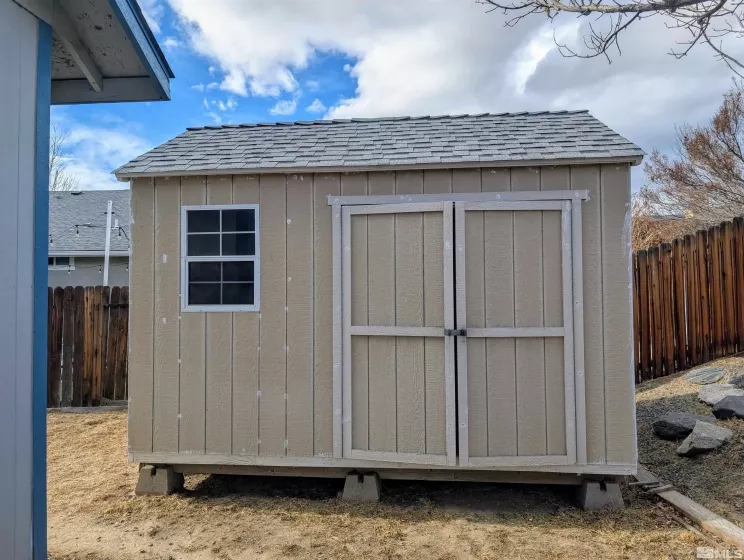 972 Sunview, Carson City, Nevada 89705, 3 Bedrooms Bedrooms, ,2 BathroomsBathrooms,Residential,For Sale,Sunview,240014688