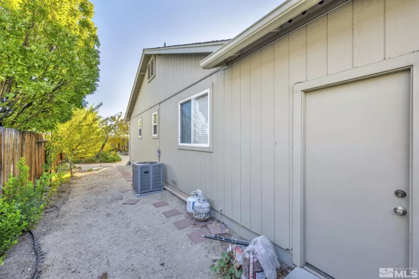 3358 Epic Ave, Reno, Nevada 89512, 3 Bedrooms Bedrooms, ,2 BathroomsBathrooms,Residential,For Sale,Epic Ave,240014745