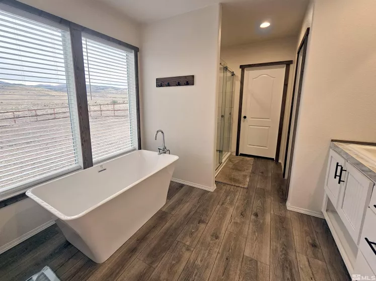 3600 Yellow Tail Road, Reno, Nevada 89510, 3 Bedrooms Bedrooms, ,2 BathroomsBathrooms,Residential,For Sale,Yellow Tail Road,240014772