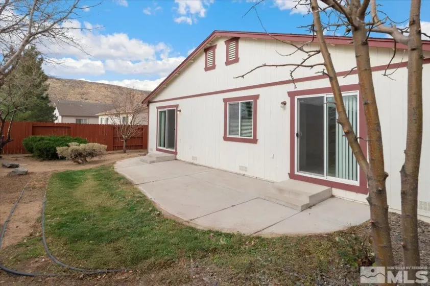 17730 Live Oak Ct, Reno, Nevada 89508, 3 Bedrooms Bedrooms, ,2 BathroomsBathrooms,Residential,For Sale,Live Oak Ct,240014773