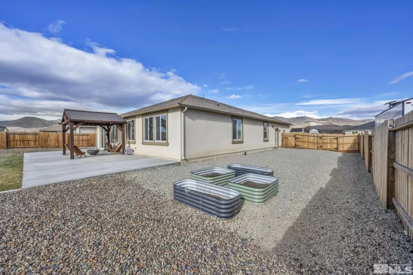 93 Oakmont Dr, Dayton, Nevada 89403, 4 Bedrooms Bedrooms, ,3 BathroomsBathrooms,Residential,For Sale,Oakmont Dr,240014778