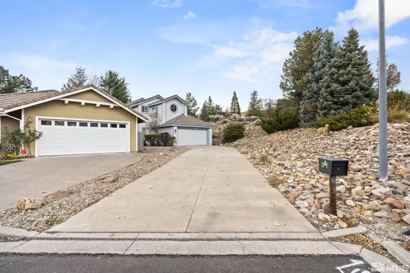 6313 Copper Creek Ct N, Reno, Nevada 89519, 3 Bedrooms Bedrooms, ,2 BathroomsBathrooms,Residential,For Sale,Copper Creek Ct N,240014780