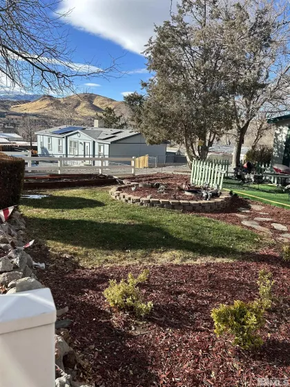 565 1st, Sun Valley, Nevada 89433, 2 Bedrooms Bedrooms, ,2 BathroomsBathrooms,Residential,For Sale,1st,240014791