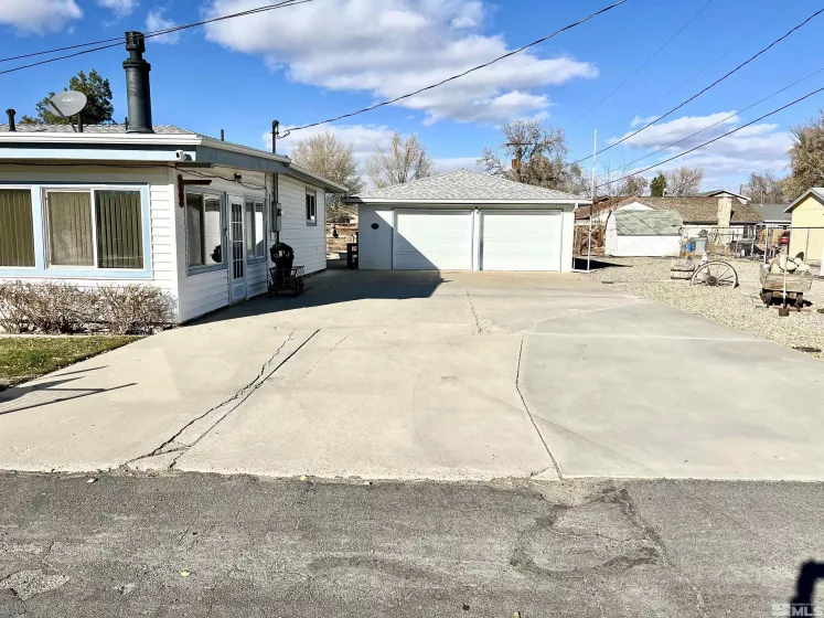 2 Whitacre Street, Yerington, Nevada 89447, 3 Bedrooms Bedrooms, ,2 BathroomsBathrooms,Residential,For Sale,Whitacre Street,240014807