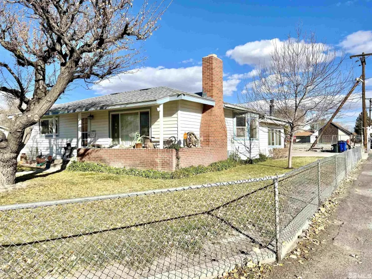 2 Whitacre Street, Yerington, Nevada 89447, 3 Bedrooms Bedrooms, ,2 BathroomsBathrooms,Residential,For Sale,Whitacre Street,240014807