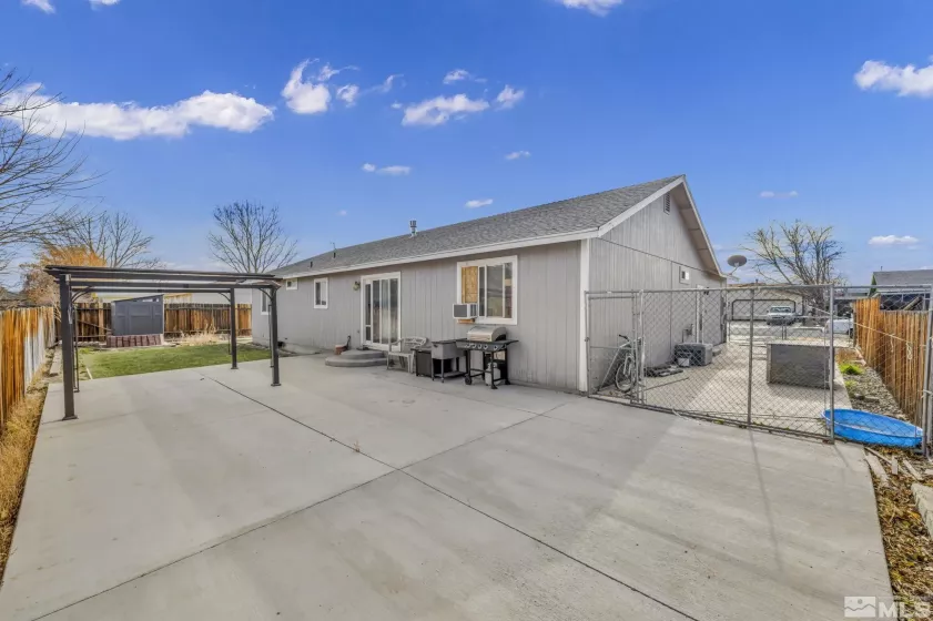 416 Paul Avenue, Yerington, Nevada 89447, 3 Bedrooms Bedrooms, ,2 BathroomsBathrooms,Residential,For Sale,Paul Avenue,240014813