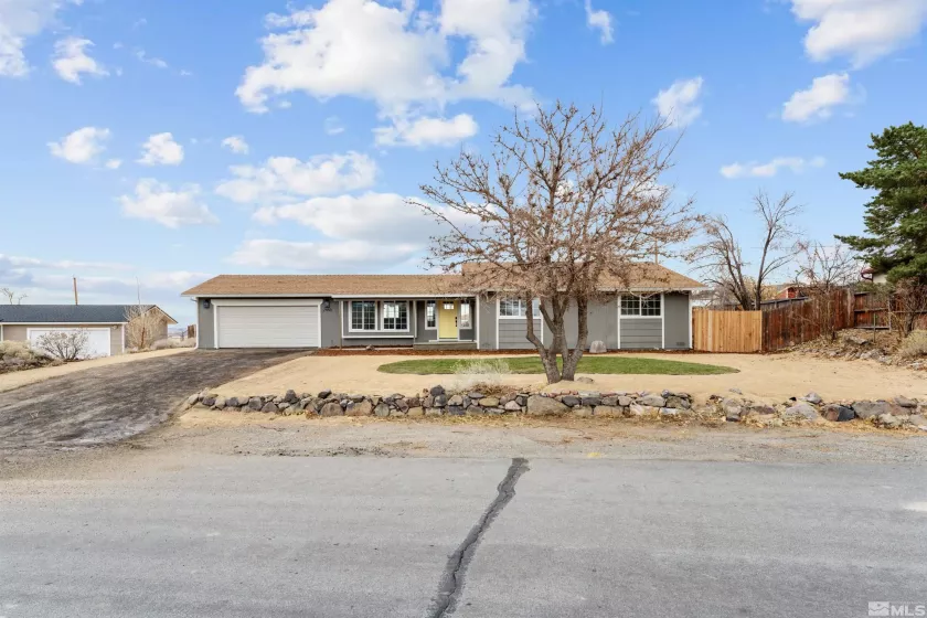 2460 Seneca Dr, Reno, Nevada 89506, 3 Bedrooms Bedrooms, ,2 BathroomsBathrooms,Residential,For Sale,Seneca Dr,240014865