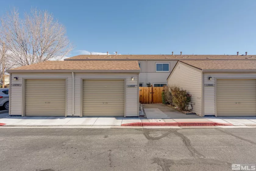 13848 Lear Blvd, Reno, Nevada 89506, 2 Bedrooms Bedrooms, ,1 BathroomBathrooms,Residential,For Sale,Lear Blvd,240014889