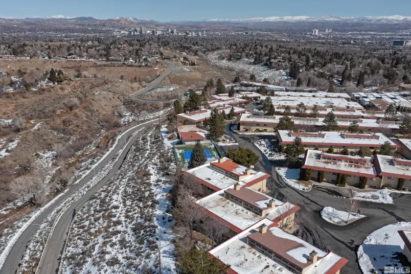 3457 Skyline Blvd, Reno, Nevada 89509, 3 Bedrooms Bedrooms, ,2 BathroomsBathrooms,Residential,For Sale,Skyline Blvd,240014912