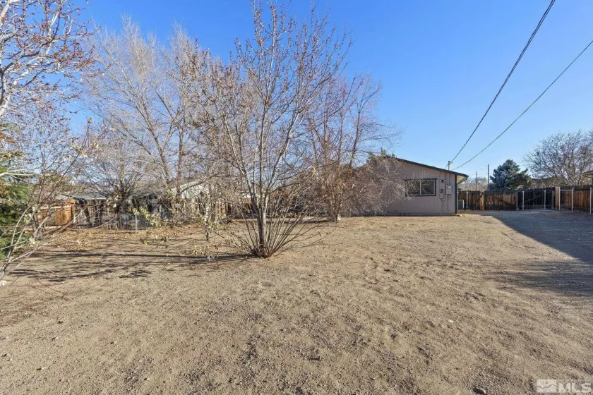 35 Janere Ct, Sparks, Nevada 89436, 3 Bedrooms Bedrooms, ,2 BathroomsBathrooms,Residential,For Sale,Janere Ct,240014950