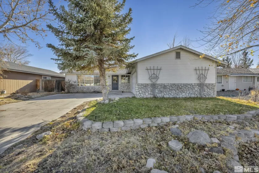 1381 Spooner Drive, Carson City, Nevada 89706, 3 Bedrooms Bedrooms, ,2 BathroomsBathrooms,Residential,For Sale,Spooner Drive,240014954