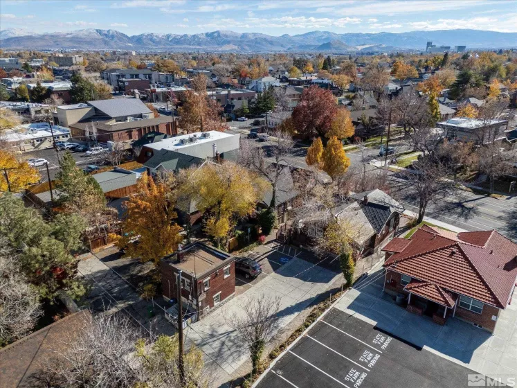 557 California, Reno, Nevada 89509, ,Commercial Sale,For Sale,California,240014973