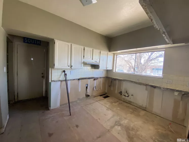 220 15th Street, Sparks, Nevada 89431, 3 Bedrooms Bedrooms, ,2 BathroomsBathrooms,Residential,For Sale,15th Street,240014983