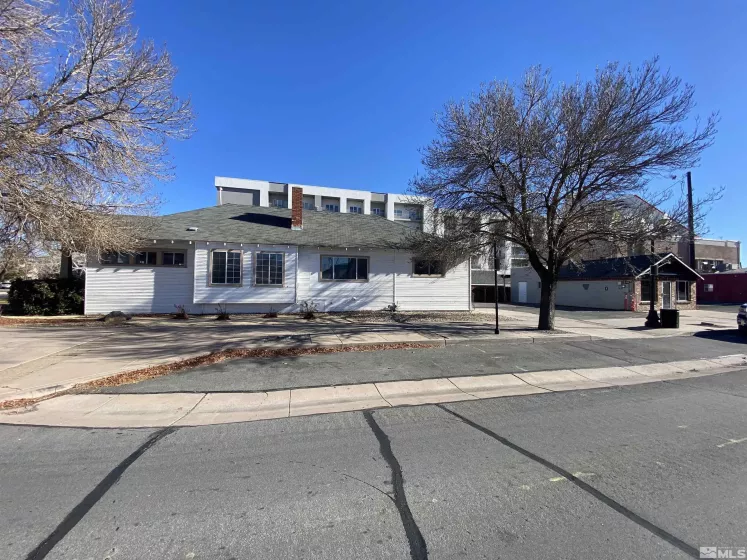 220 15th Street, Sparks, Nevada 89431, 3 Bedrooms Bedrooms, ,2 BathroomsBathrooms,Residential,For Sale,15th Street,240014983