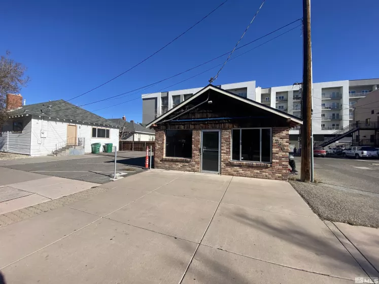 220 15th Street, Sparks, Nevada 89431, 3 Bedrooms Bedrooms, ,2 BathroomsBathrooms,Residential,For Sale,15th Street,240014983