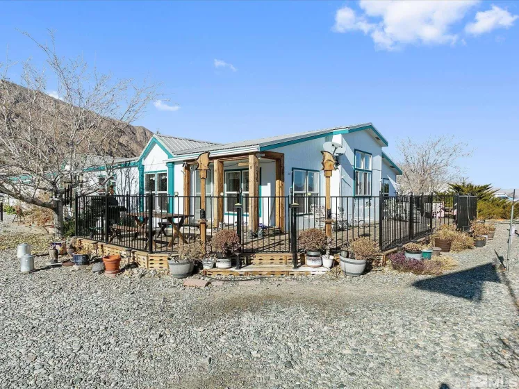 215 Golden Willow Dr, Walker Lake, Nevada 89415, 2 Bedrooms Bedrooms, ,2 BathroomsBathrooms,Residential,For Sale,Golden Willow Dr,240015001