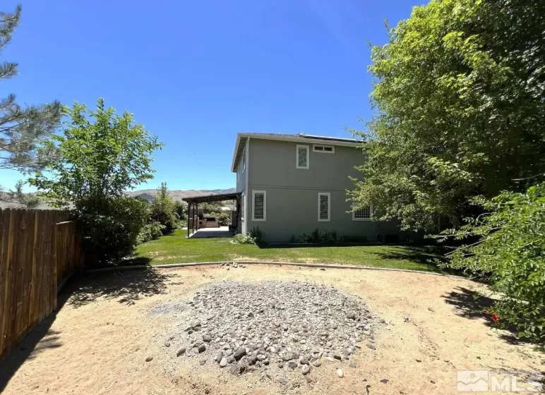 10000 Navajo Crest Dr, Reno, Nevada 89506, 4 Bedrooms Bedrooms, ,2 BathroomsBathrooms,Residential,For Sale,Navajo Crest Dr,240015006