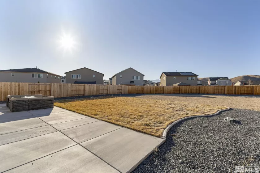 1368 Old Barn Rd, Sparks, Nevada 89436, 4 Bedrooms Bedrooms, ,2 BathroomsBathrooms,Residential,For Sale,Old Barn Rd,240015066