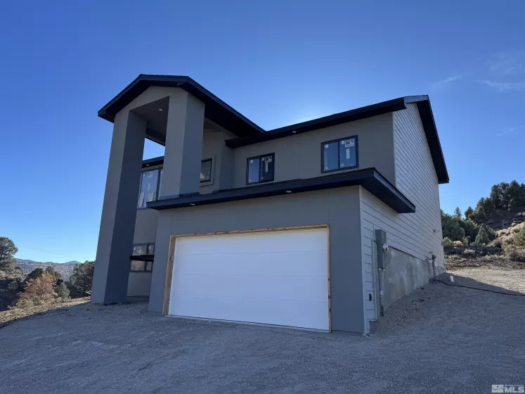 2555 Cartwright Rd, Reno, Nevada 89521, 3 Bedrooms Bedrooms, ,3 BathroomsBathrooms,Residential,For Sale,Cartwright Rd,240015068