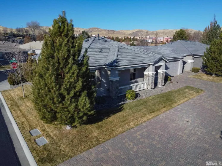 424 Merganser, Sparks, Nevada 89436, 3 Bedrooms Bedrooms, ,2 BathroomsBathrooms,Residential,For Sale,Merganser,240015081