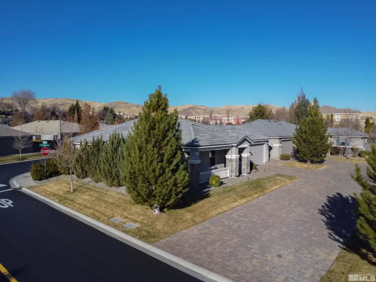 424 Merganser, Sparks, Nevada 89436, 3 Bedrooms Bedrooms, ,2 BathroomsBathrooms,Residential,For Sale,Merganser,240015081