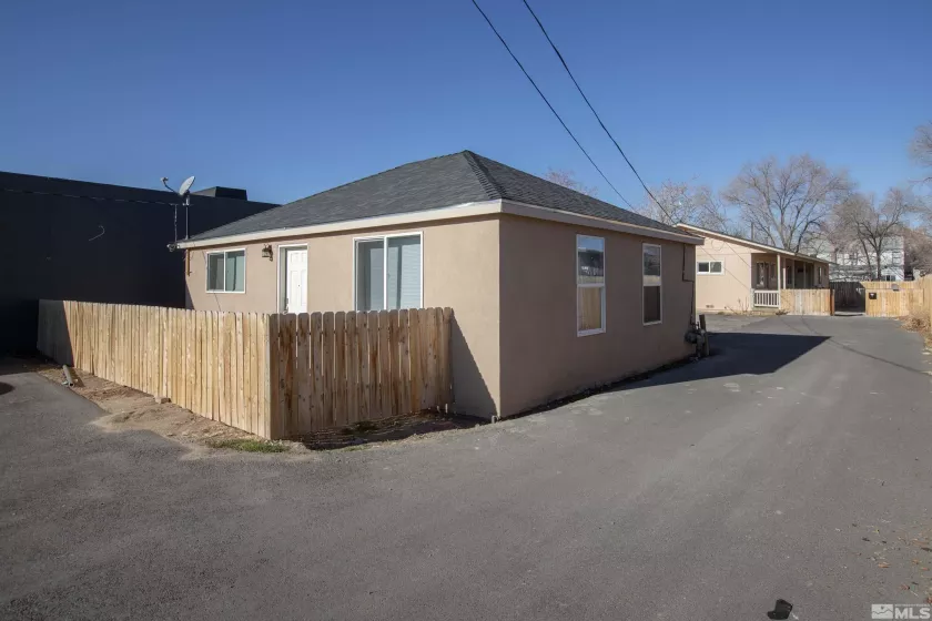 241 Linden St, Reno, Nevada 89502, ,Residential Income,For Sale,Linden St,240015120