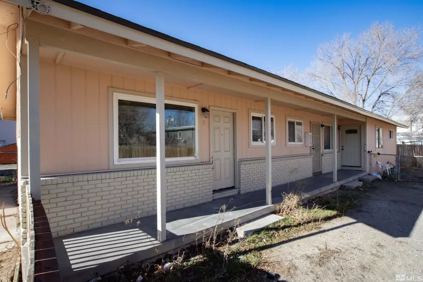 241 Linden St, Reno, Nevada 89502, ,Residential Income,For Sale,Linden St,240015120