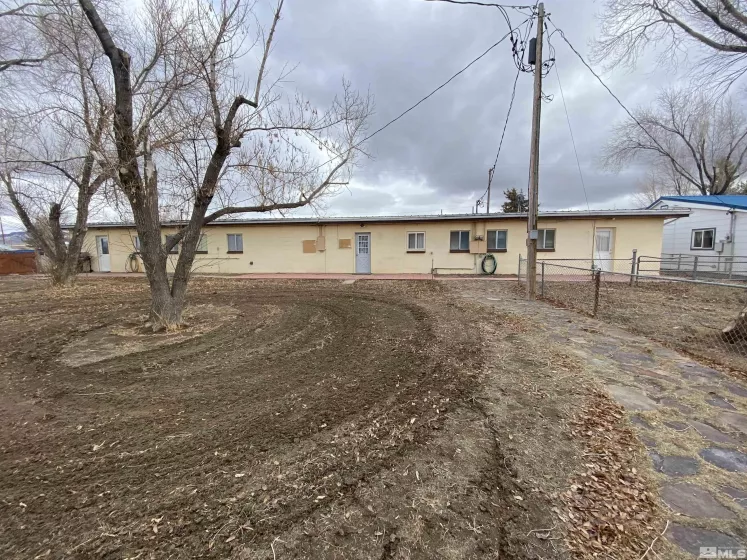 10 Olavarria, Mcdermitt, Nevada 89421, ,Residential Income,For Sale,Olavarria,240015116