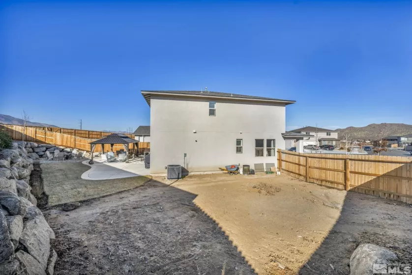 7181 Mustengo Dr, Reno, Nevada 89506, 4 Bedrooms Bedrooms, ,2 BathroomsBathrooms,Residential,For Sale,Mustengo Dr,240015134