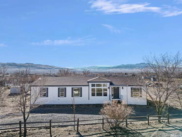 8015 Cheyenne Trl, Stagecoach, Nevada 89426, 3 Bedrooms Bedrooms, ,2 BathroomsBathrooms,Residential,For Sale,Cheyenne Trl,240015174