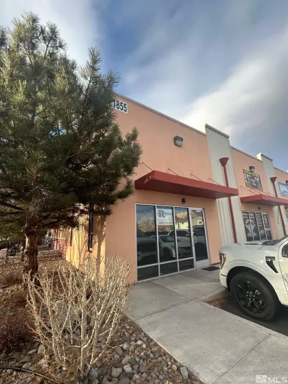 1855 Peckham, Reno, Nevada 89502, ,Commercial Lease,Manufactured,Peckham,240015368