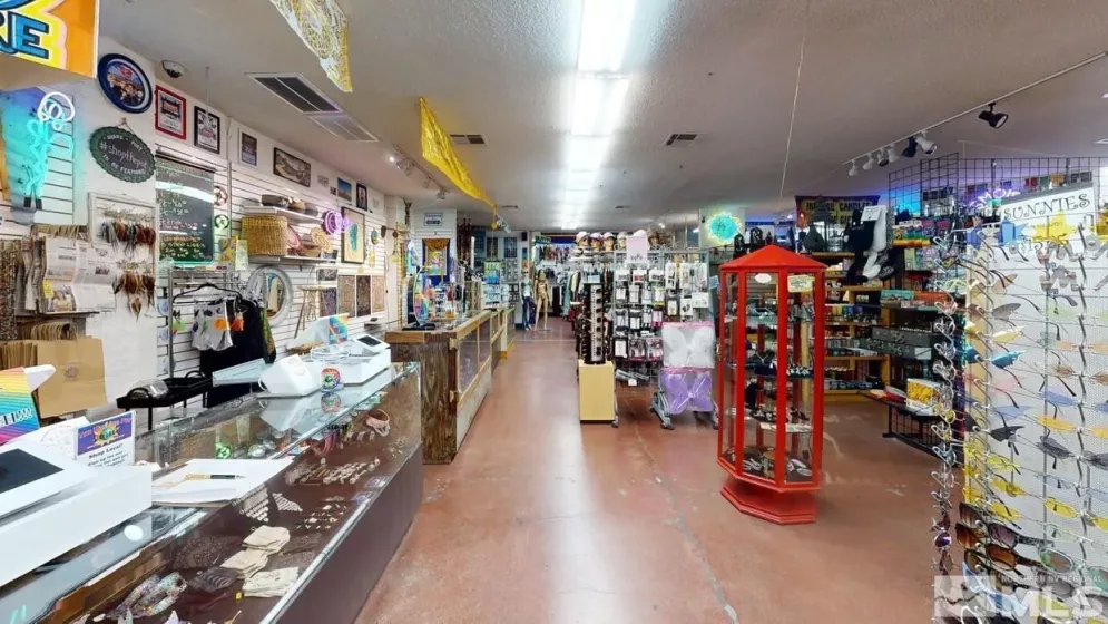 1049 Virginia Street, Reno, Nevada 89502, ,Commercial Sale,For Sale,Virginia Street,240015470