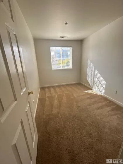 405 Holcomb Avenue, Reno, Nevada 89502, 4 Bedrooms Bedrooms, ,3 BathroomsBathrooms,Residential Lease,For Lease,Holcomb Avenue,240014126