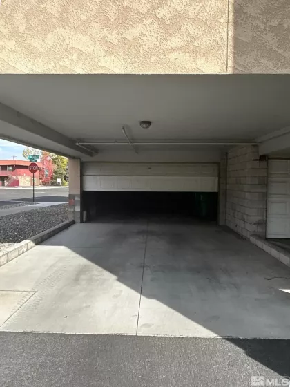 405 Holcomb Avenue, Reno, Nevada 89502, 4 Bedrooms Bedrooms, ,3 BathroomsBathrooms,Residential Lease,For Lease,Holcomb Avenue,240014126