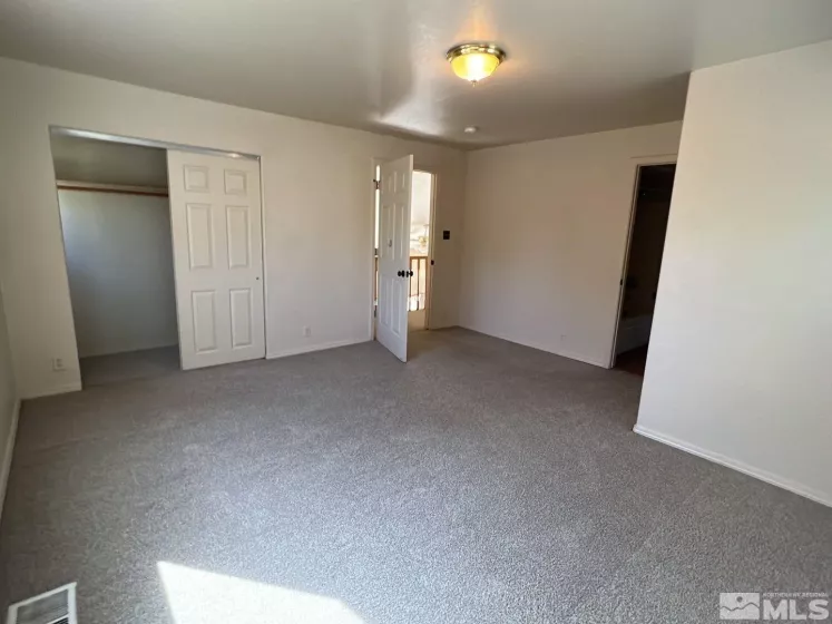 2030 6th St, Reno, Nevada 89503, 5 Bedrooms Bedrooms, ,3 BathroomsBathrooms,Residential Lease,For Lease,6th St,240015029