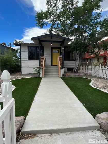 138 Mount Rose St, Reno, Nevada 89509, 2 Bedrooms Bedrooms, ,2 BathroomsBathrooms,Residential Lease,For Lease,Mount Rose St,240015275