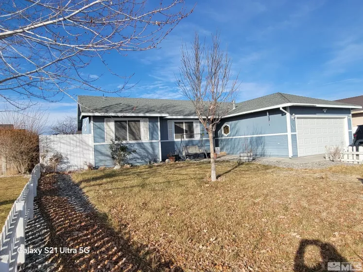 723 Hastings Way, Fernley, Nevada 89408, 3 Bedrooms Bedrooms, ,2 BathroomsBathrooms,Residential,For Sale,Hastings Way,240015513