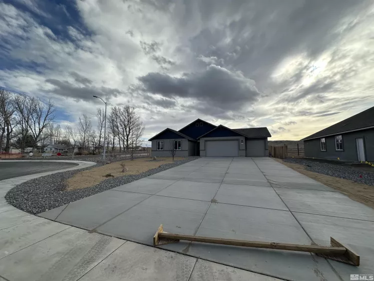 3298 Hadley Street, Fernley, Nevada 89408, 3 Bedrooms Bedrooms, ,2 BathroomsBathrooms,Residential,For Sale,Hadley Street,240015543