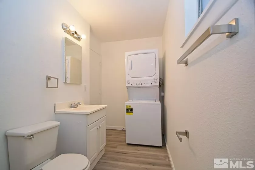 1005 I St, Sparks, Nevada 89431, 1 Bedroom Bedrooms, ,1 BathroomBathrooms,Residential Lease,For Lease,I St,240015544