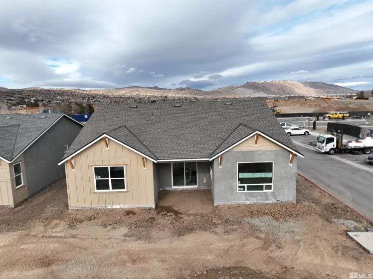 282 Arlis Place, Sparks, Nevada 89441, 2 Bedrooms Bedrooms, ,2 BathroomsBathrooms,Residential,For Sale,Arlis Place,240015360