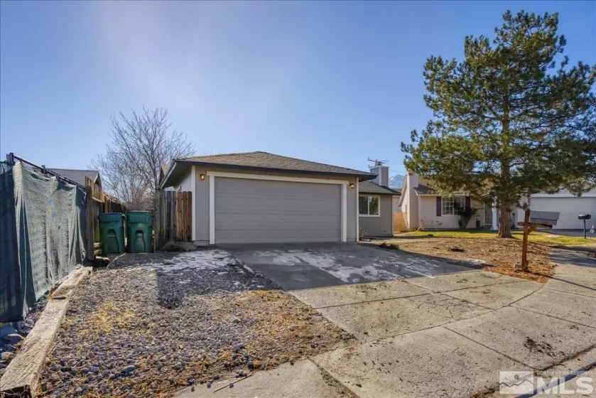 11018 Bornite Ct, Reno, Nevada 89506, 3 Bedrooms Bedrooms, ,2 BathroomsBathrooms,Residential,For Sale,Bornite Ct,240015549