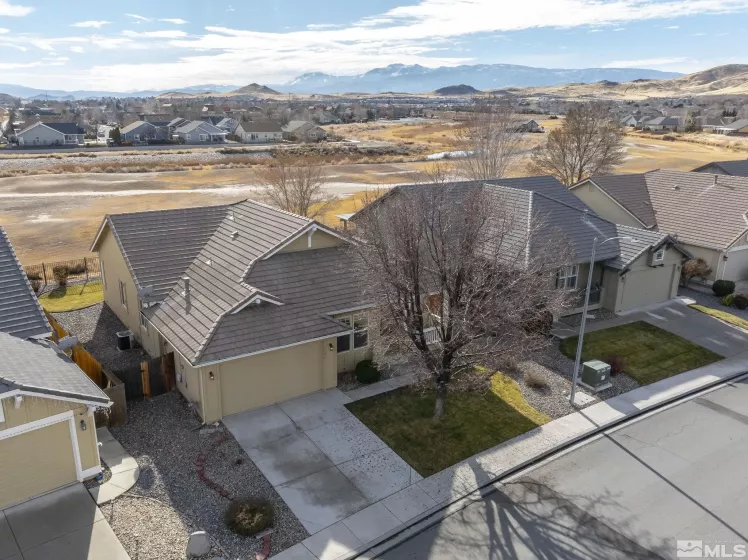 1131 Turnberry Dr, Sparks, Nevada 89436, 4 Bedrooms Bedrooms, ,2 BathroomsBathrooms,Residential,For Sale,Turnberry Dr,240015606