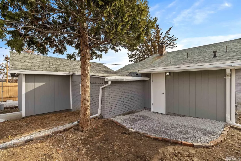 464 Cedar St., Reno, Nevada 89512, 2 Bedrooms Bedrooms, ,1 BathroomBathrooms,Residential,For Sale,Cedar St.,240015607