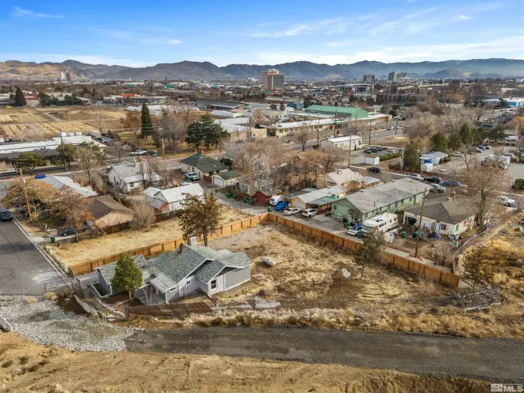 464 Cedar St., Reno, Nevada 89512, 2 Bedrooms Bedrooms, ,1 BathroomBathrooms,Residential,For Sale,Cedar St.,240015607