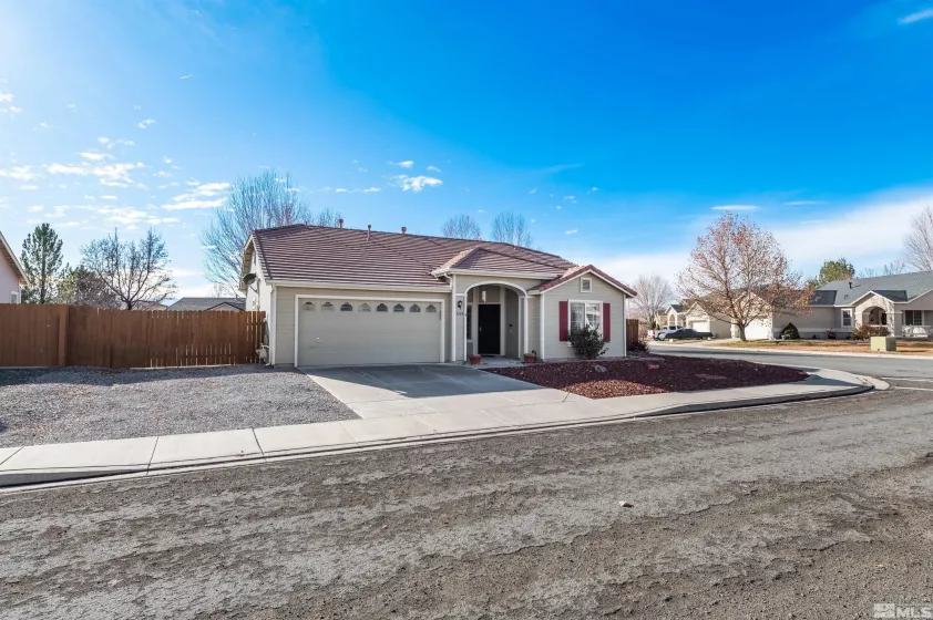 3244 Gerona Court, Sparks, Nevada 89436, 3 Bedrooms Bedrooms, ,2 BathroomsBathrooms,Residential,For Sale,Gerona Court,240015616