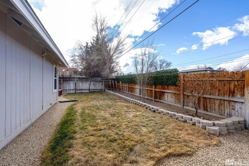 1604 Truckee Dr, Carson City, Nevada 89701, 3 Bedrooms Bedrooms, ,2 BathroomsBathrooms,Residential,For Sale,Truckee Dr,240015617