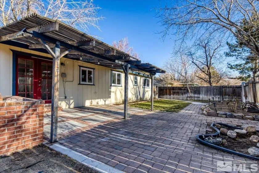 4560 Noche Ln, Reno, Nevada 89502, 4 Bedrooms Bedrooms, ,2 BathroomsBathrooms,Residential,For Sale,Noche Ln,240015636