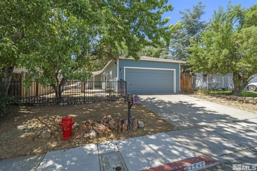 2945 Severn Drive, Reno, Nevada 89503, 3 Bedrooms Bedrooms, ,2 BathroomsBathrooms,Residential,For Sale,Severn Drive,240015641