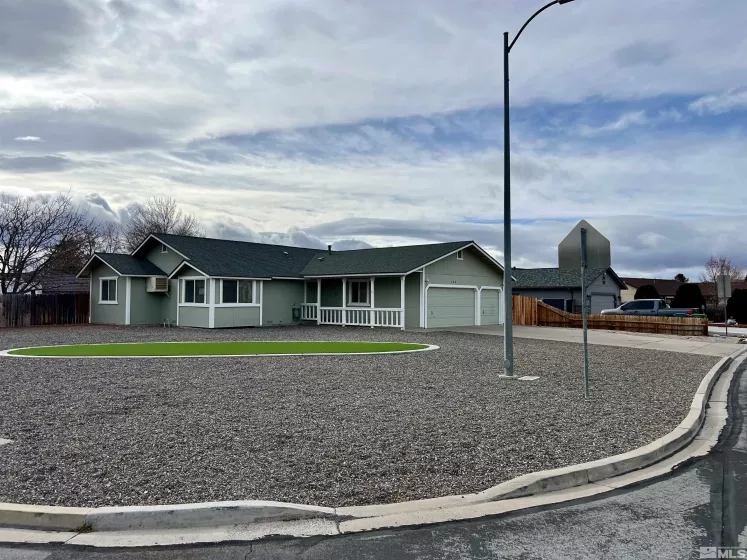 340 Rosetta Stone Dr, Sparks, Nevada 89441, 3 Bedrooms Bedrooms, ,2 BathroomsBathrooms,Residential,For Sale,Rosetta Stone Dr,240015642